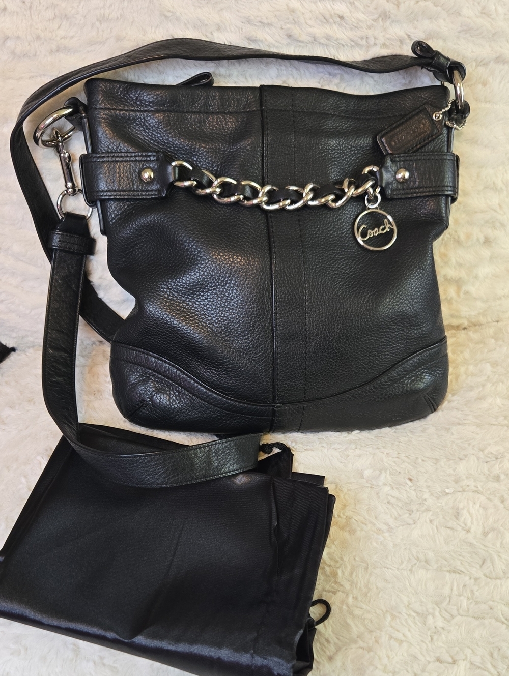 Coach Pebbled Leather Black Chain-Accent Shoulder Bag EUC